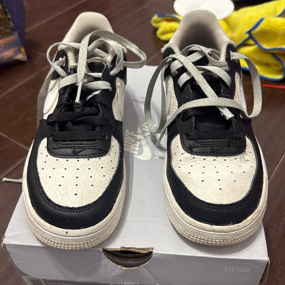 Nike shoes